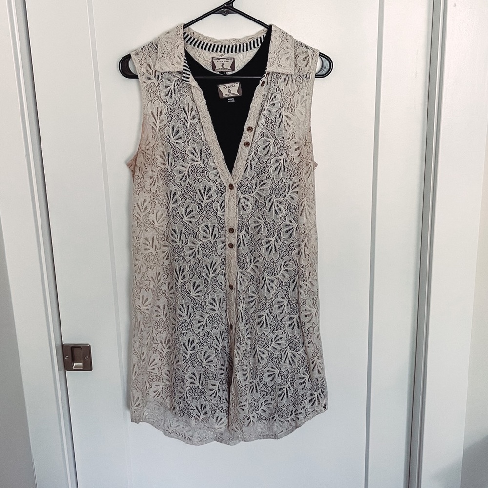Black and white lace dress
